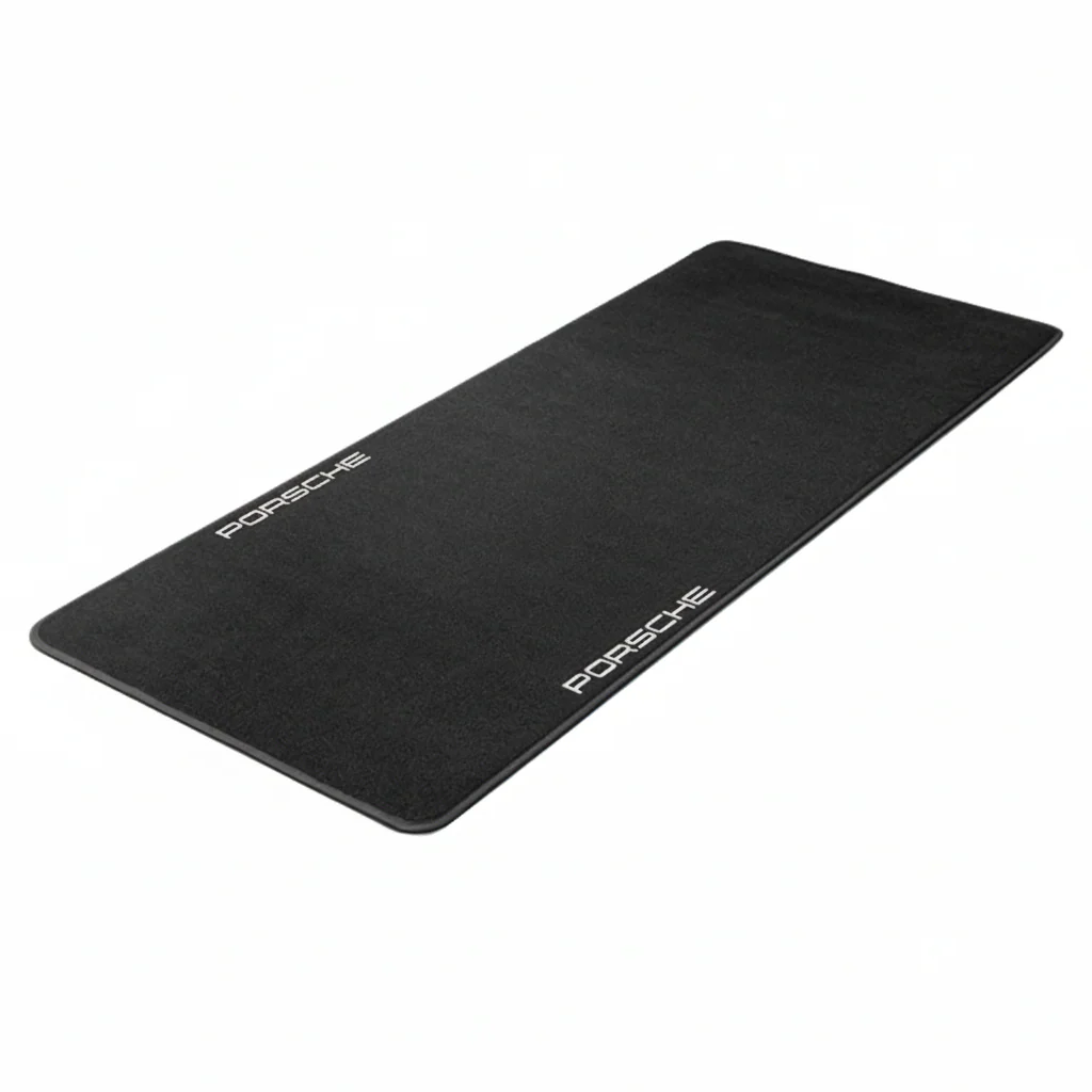ChairPAD Playseat Floor Mat XL , 156,5x67 cm , Black , R.AC.00178