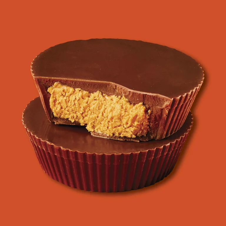 Chocolate Reese's Two Peanut Butter Cups - Image 4