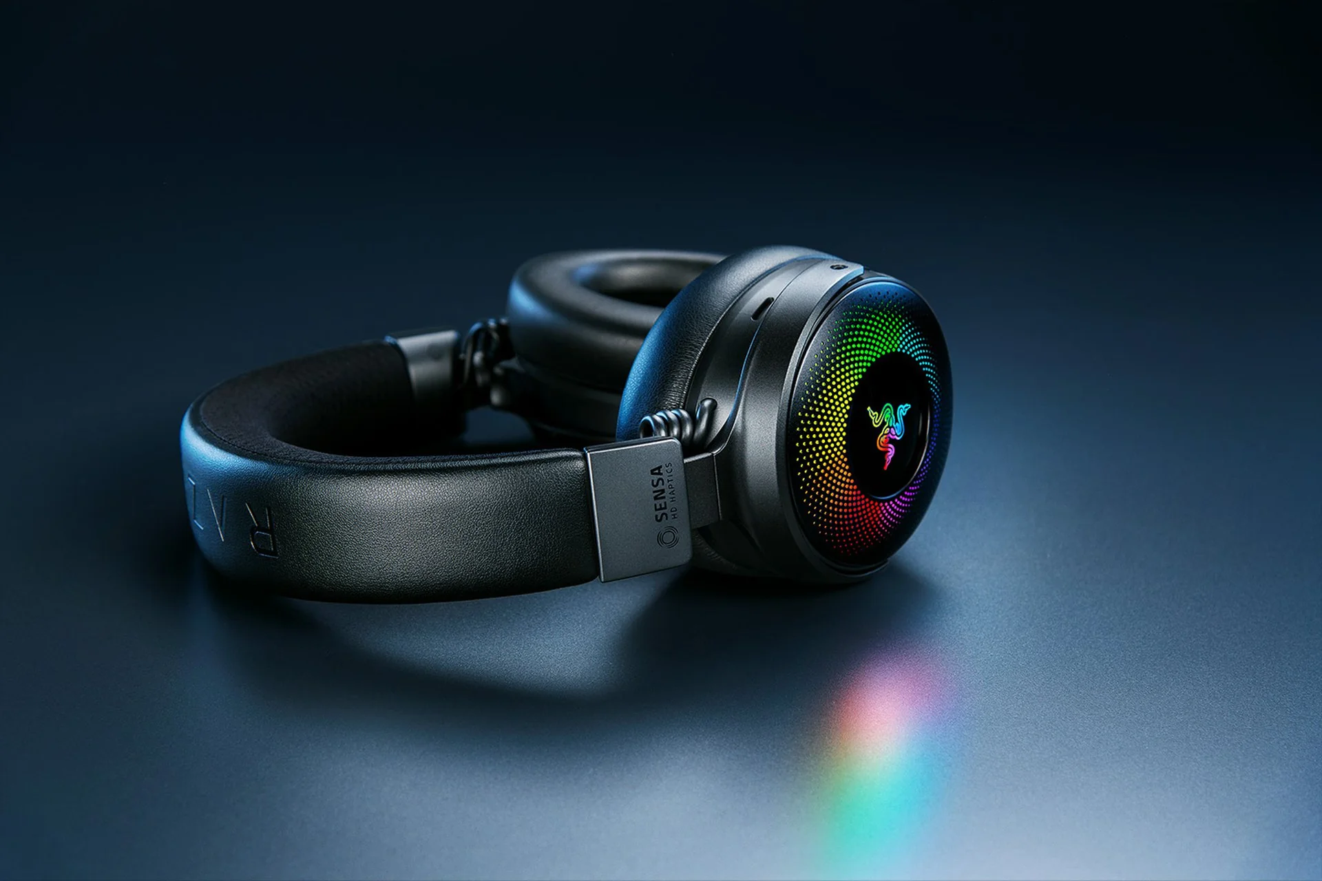 Headset Razer BLACKSHARK KRAKEN V4 PRO , Wireless and Bluetooth , designed for PC/Playstation , THX Spatial Audio , Up to 50 hours Battery , with Sound Card , Black , RZ04-05160100-R3M1 - Image 4