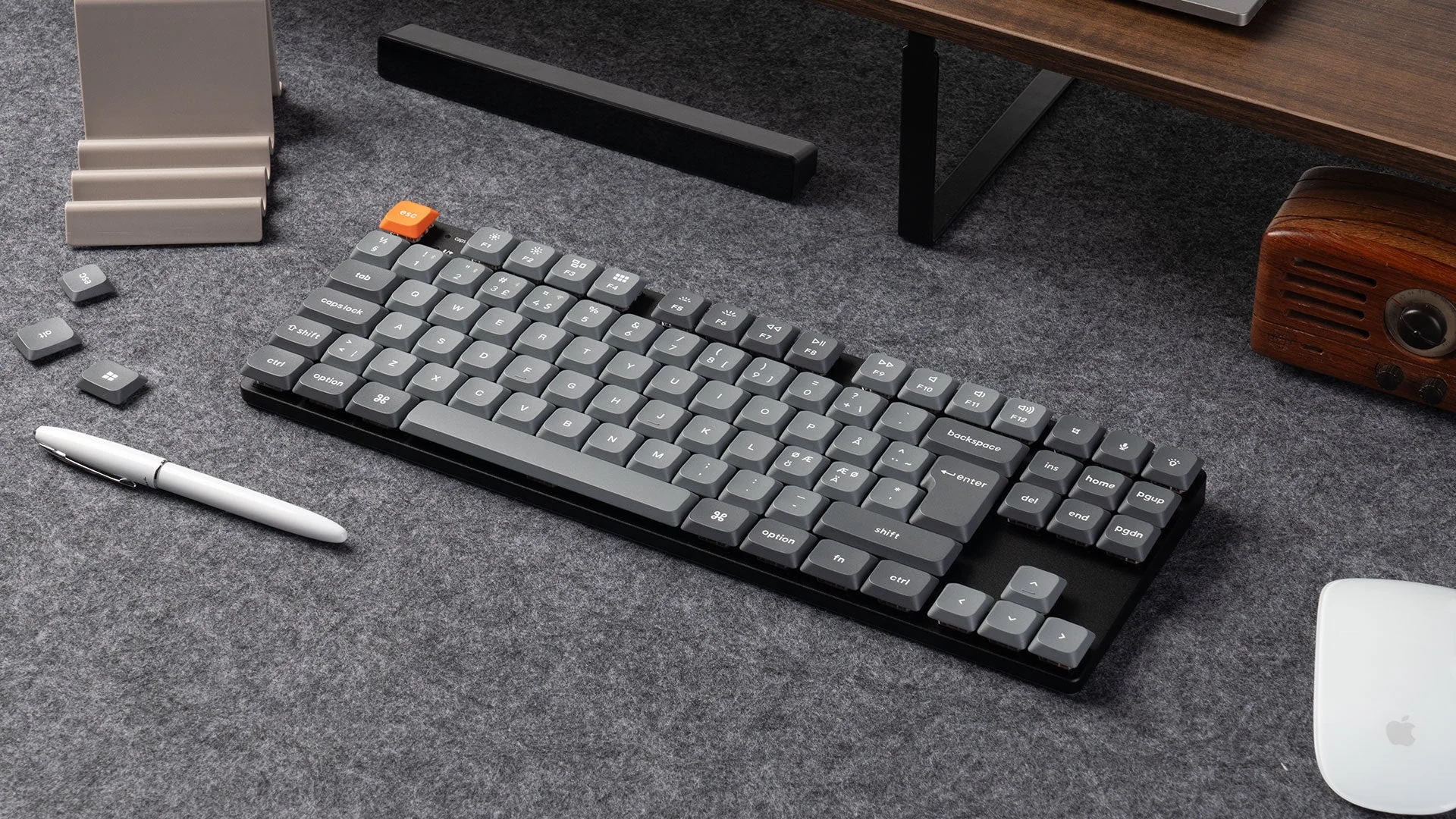 Keyboard Keychron K1 Max K1M-H1 , QMK/VIA Wireless/Bluetooth Mechanical Keyboard , Red Switch (Hot-Swappable) , ANSI 80% TKL low Profile , US Layout , Black/Grey , K1M-H1 - Image 4