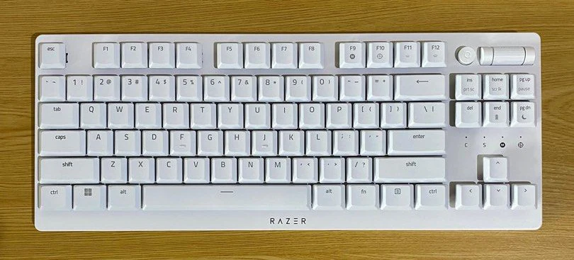 Keyboard Razer DeathStalker V2 PRO TKL , Wireless/Bluetooth , Low Profile , Linear Red optical switches , RGB , White , RZ03-04373500-R3M1 - Image 3