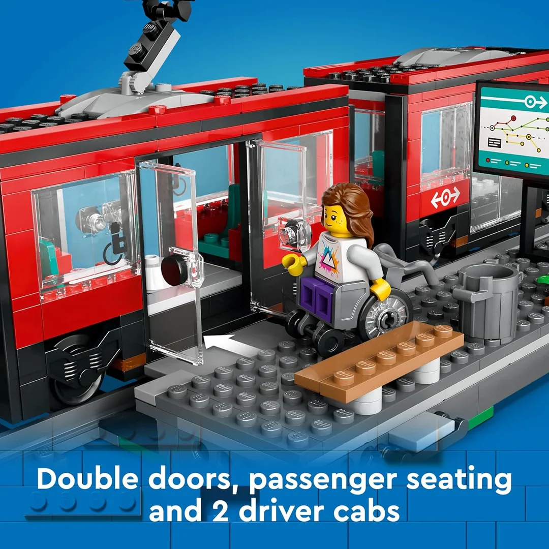 Lego City Downtown Streetcar and Station 60423 - Image 3
