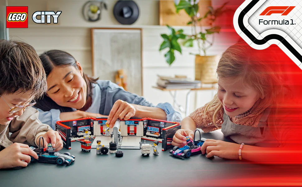 Lego City Formula 1 Garage & Mercedes-AMG and Alpine Race Cars 60444 - Image 4