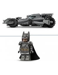 Lego DC Comics Batman Vs. Superman Batmobile 76331 - Image 2