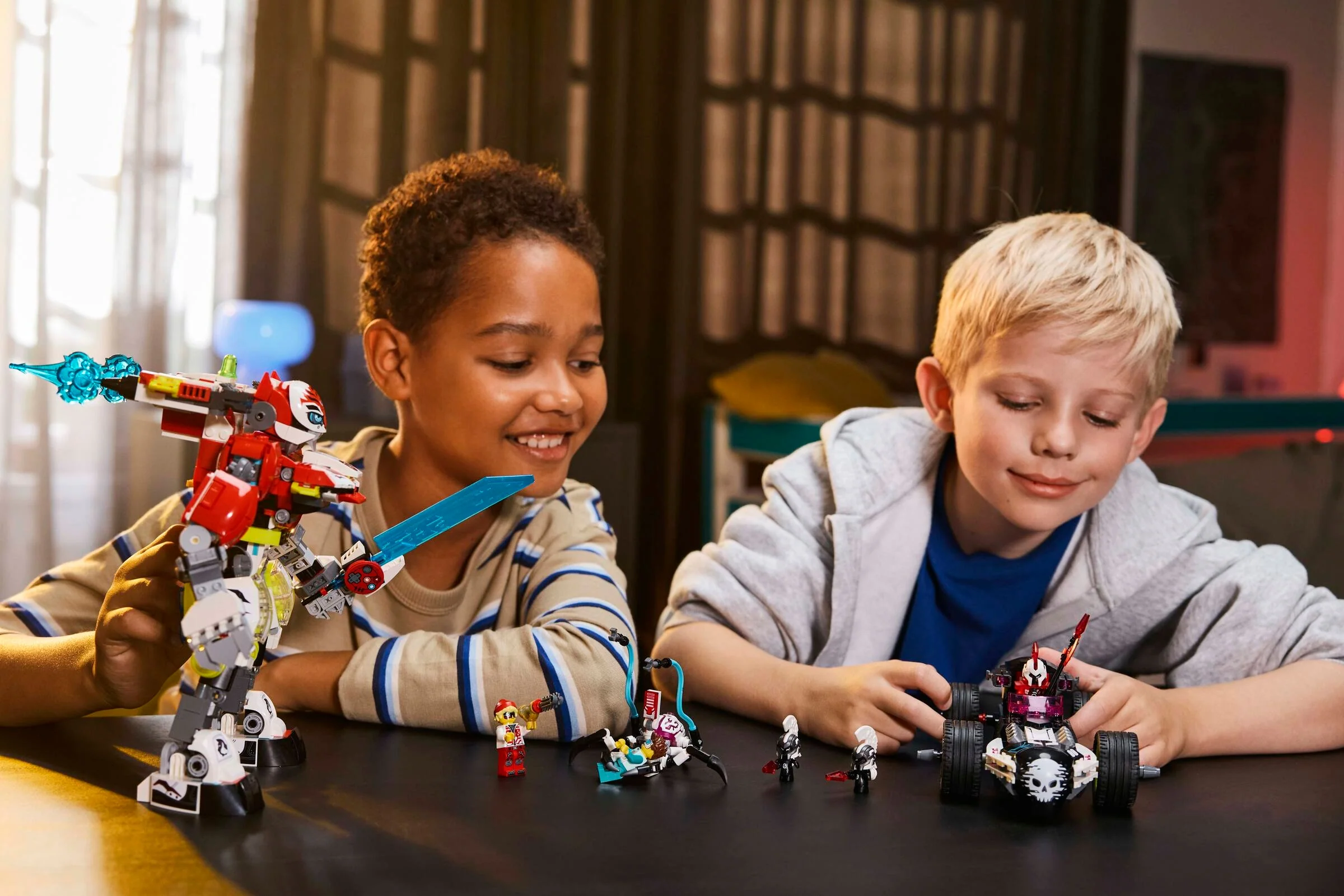 Lego Dreamzzz Cooper's Tiger Mech & Zero's Hot Rod Car 71497 - Image 4