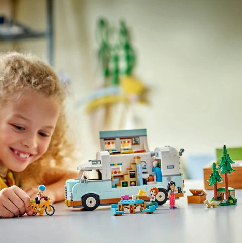 Lego Friends Friendship Camper Van Adventure 42663 - Image 4