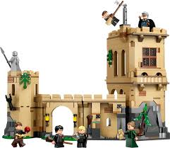 Lego Harry Potter Hogwarts Castle Flying Lessons 76447 - Image 4