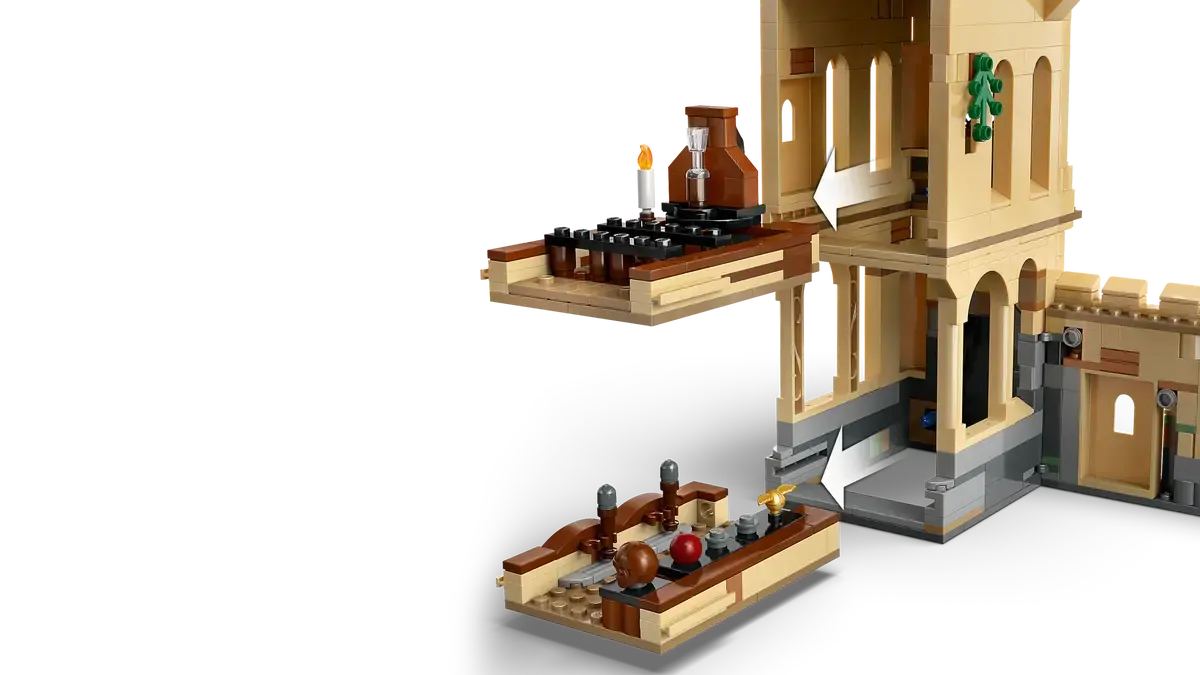 Lego Harry Potter Hogwarts Castle Flying Lessons 76447 - Image 7