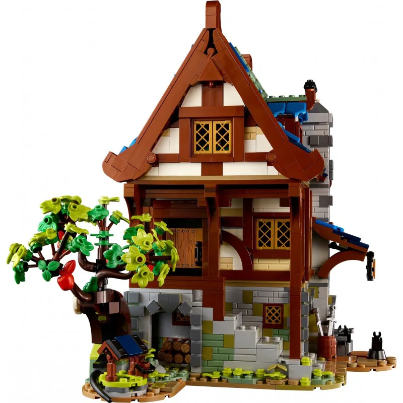 Lego Ideas Medieval Blacksmith 21325 - Image 5