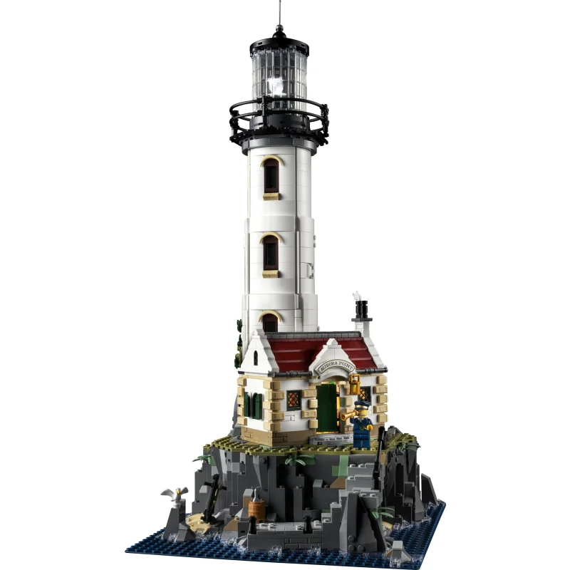 Lego Ideas Motorised Lighthouse 21335 - Image 3