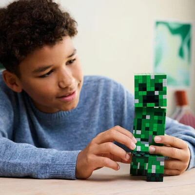 Lego Minecraft Creeper 21276 - Image 4