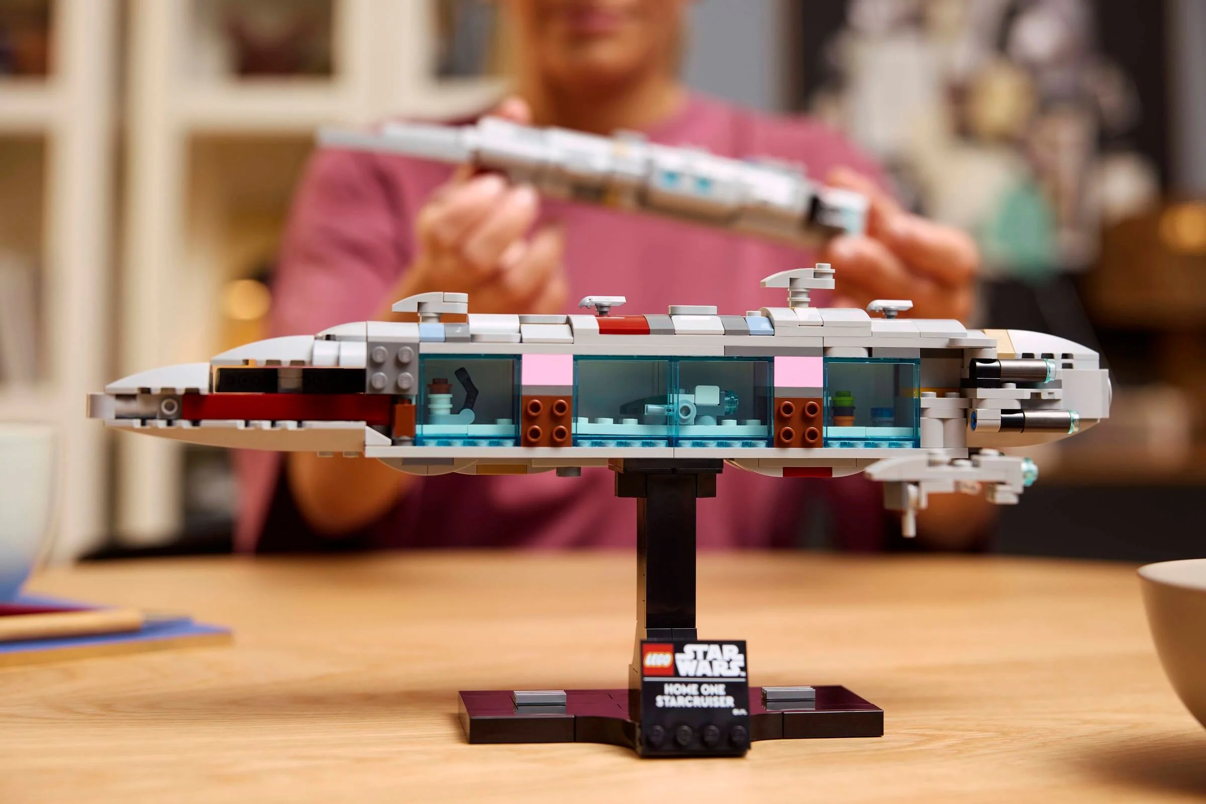 Lego Star Wars Home One Starcruiser 75405 - Image 4