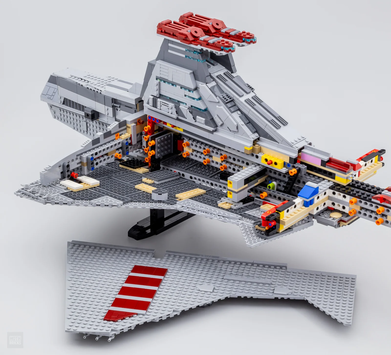 Lego Star Wars Venator-Class Republic Attack Cruiser 75367 - Image 4