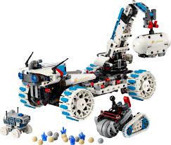 Lego Technic Lunar Outpost 42211 - Image 3