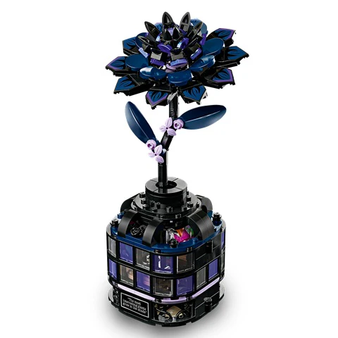 Lego Wednesday Black Dahlia Flower 76784 - Image 2