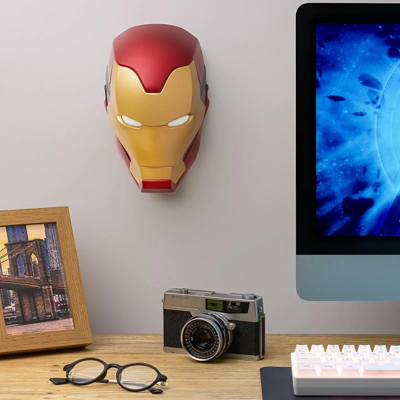 Light Marvel Avengers Iron Man Mask - Image 3