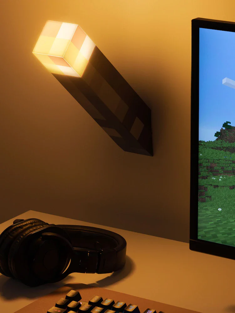 Replica Minecraft Torch Illuminating Collector - Image 4