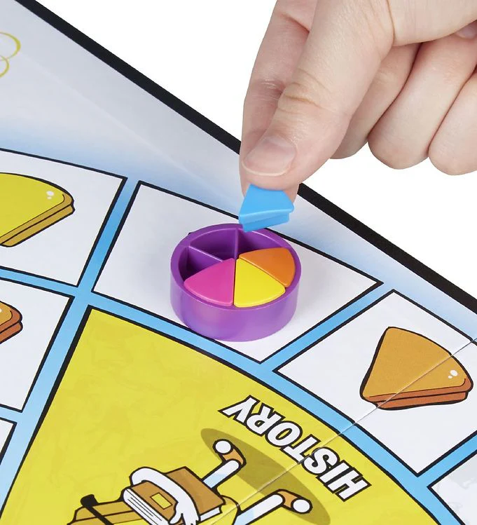 Trivial Pursuit Family Edition - Image 4