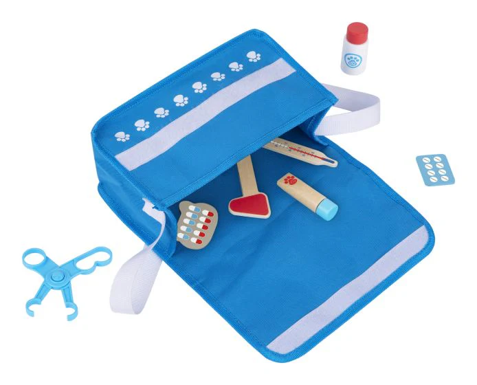 Wooden Little Pet Vet Play Set
